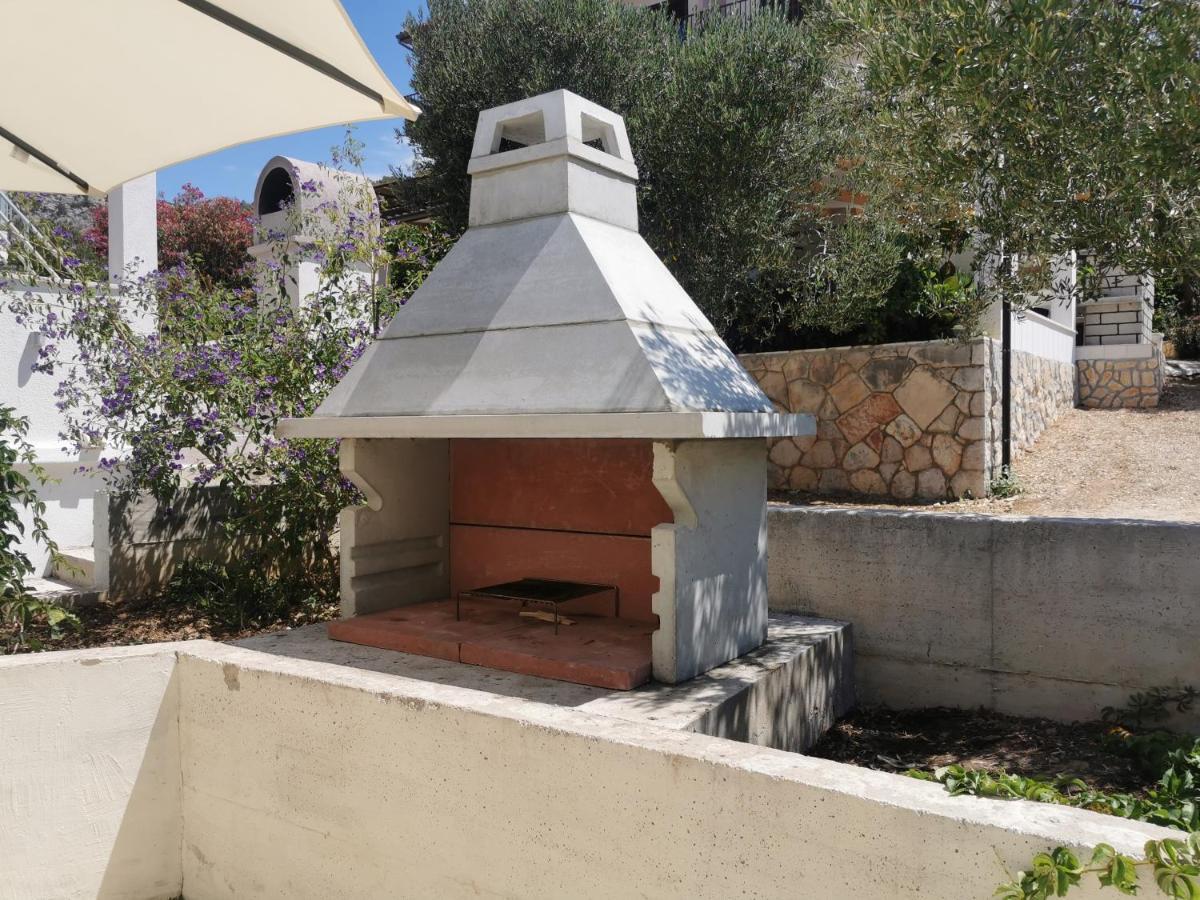 Apartmani Kronjac Milna  Esterno foto