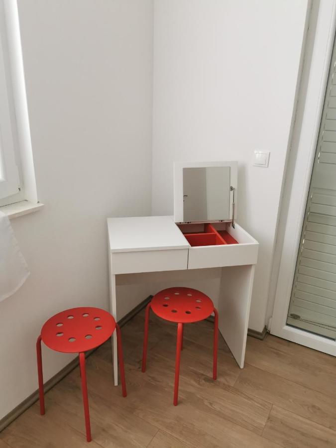 Apartmani Kronjac Milna  Esterno foto