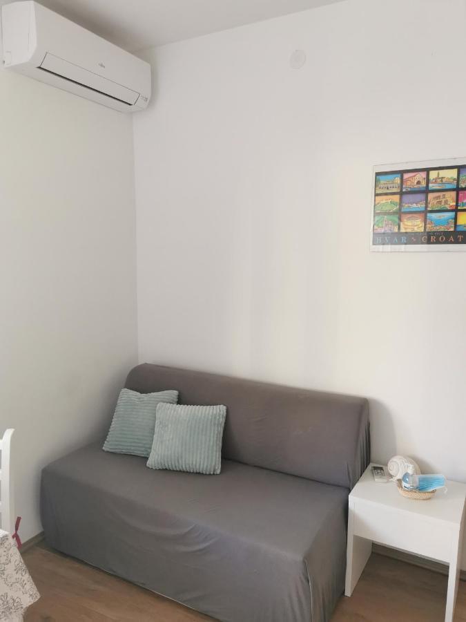 Apartmani Kronjac Milna  Esterno foto